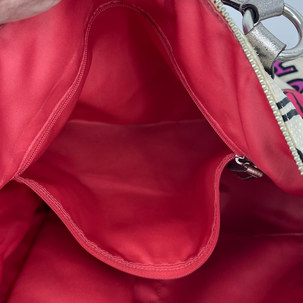 Coach POPPY  Pink OFF WHITE Shoulder Bag Detail HANDLES ARE A LITTLE STAINED - Picture 12 of 16